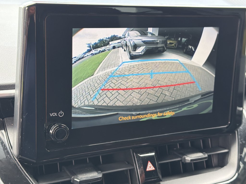 2023 Toyota Corolla SE - Photo 25