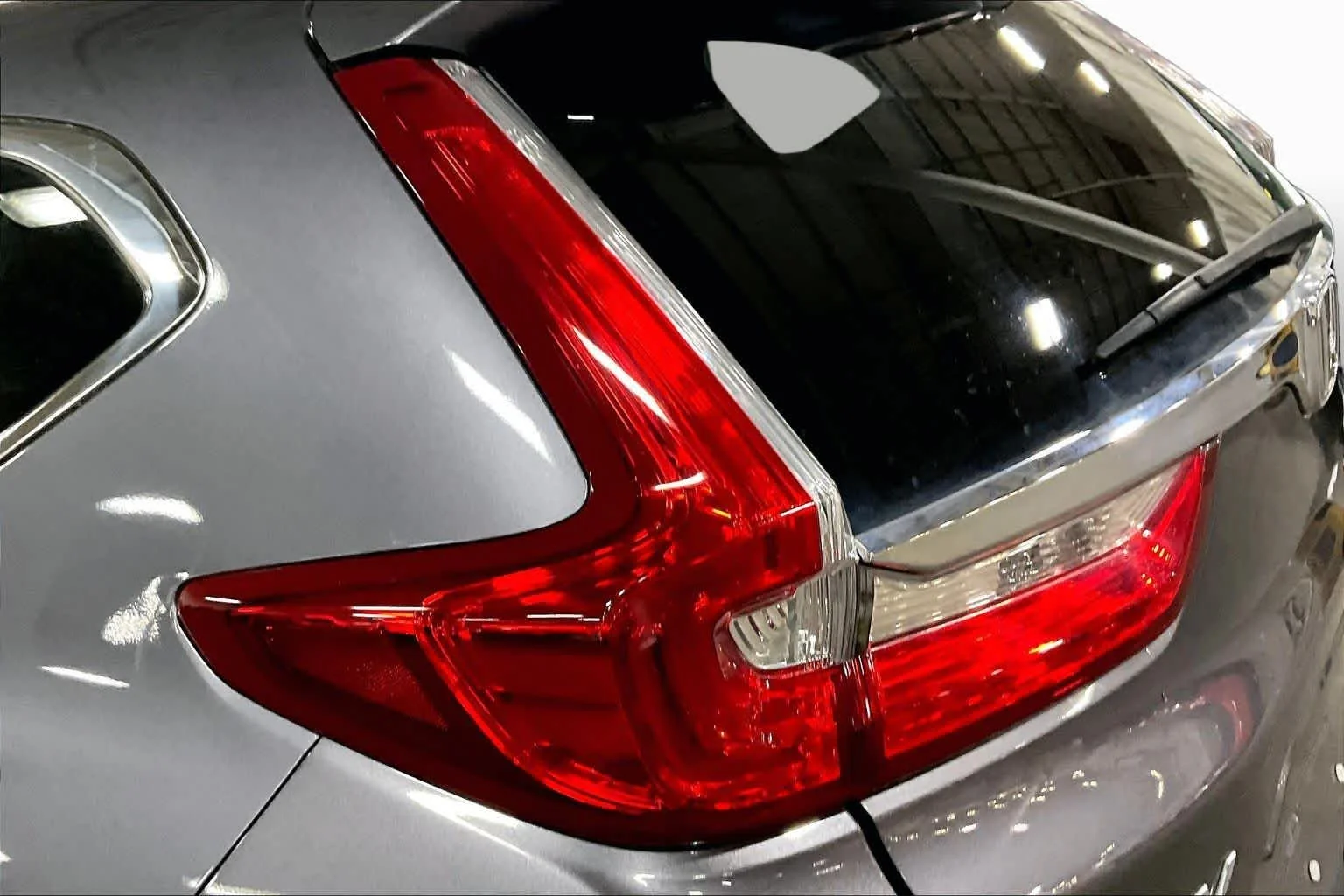 Used 2018 Modern Steel Metallic Honda EX image 29