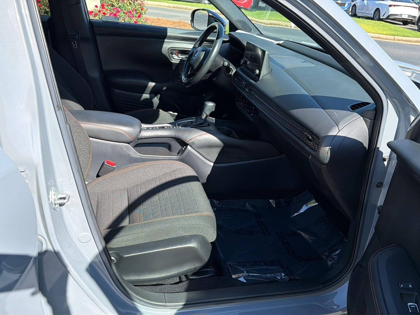 Used 2024 Urban Gray Pearl Honda Sport image 12