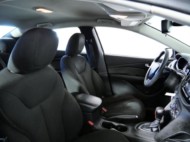 Used 2013 Gray Dodge SXT image 10
