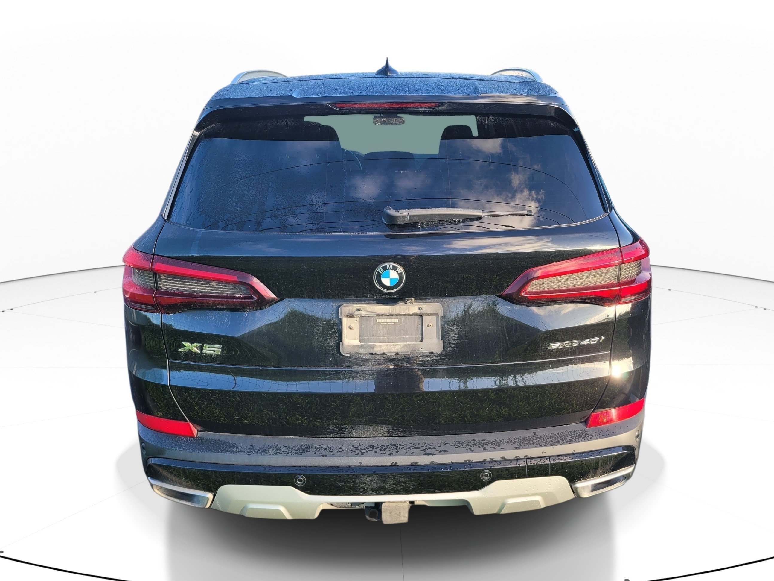 Used 2021 Jet Black BMW sDrive40i image 5