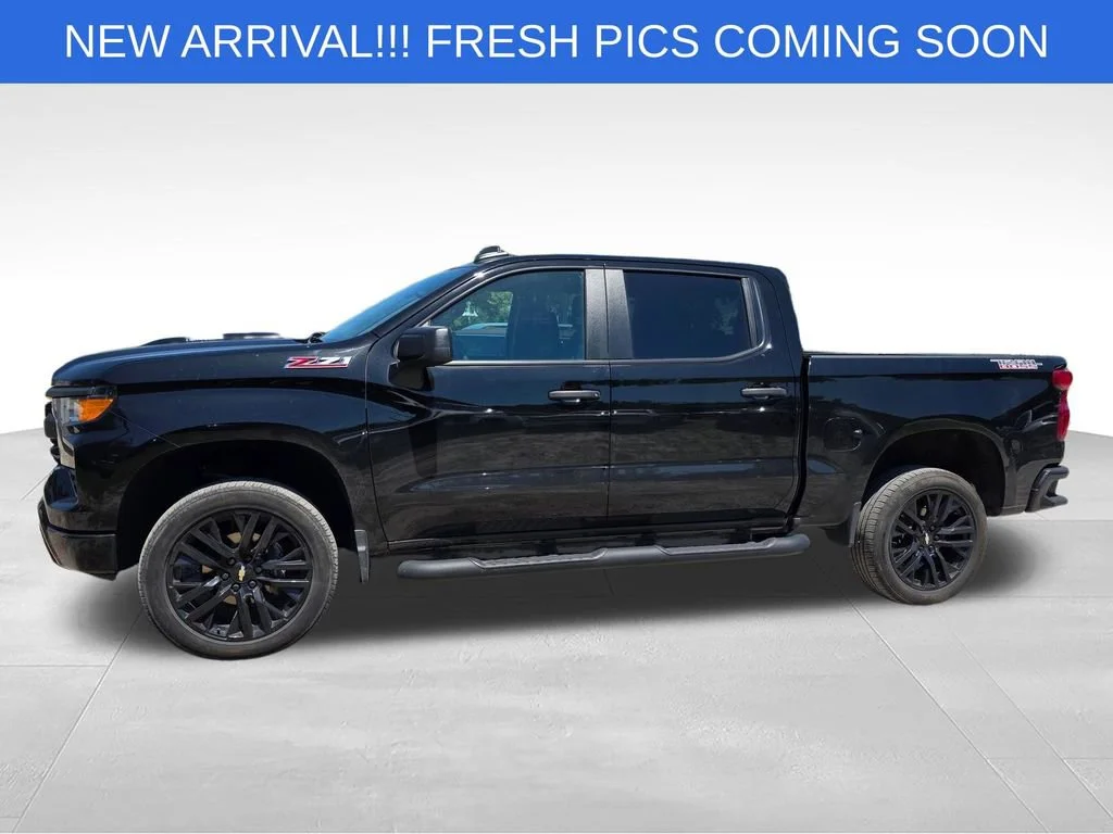 Used 2024 Black Chevrolet Custom Trail Boss image 3