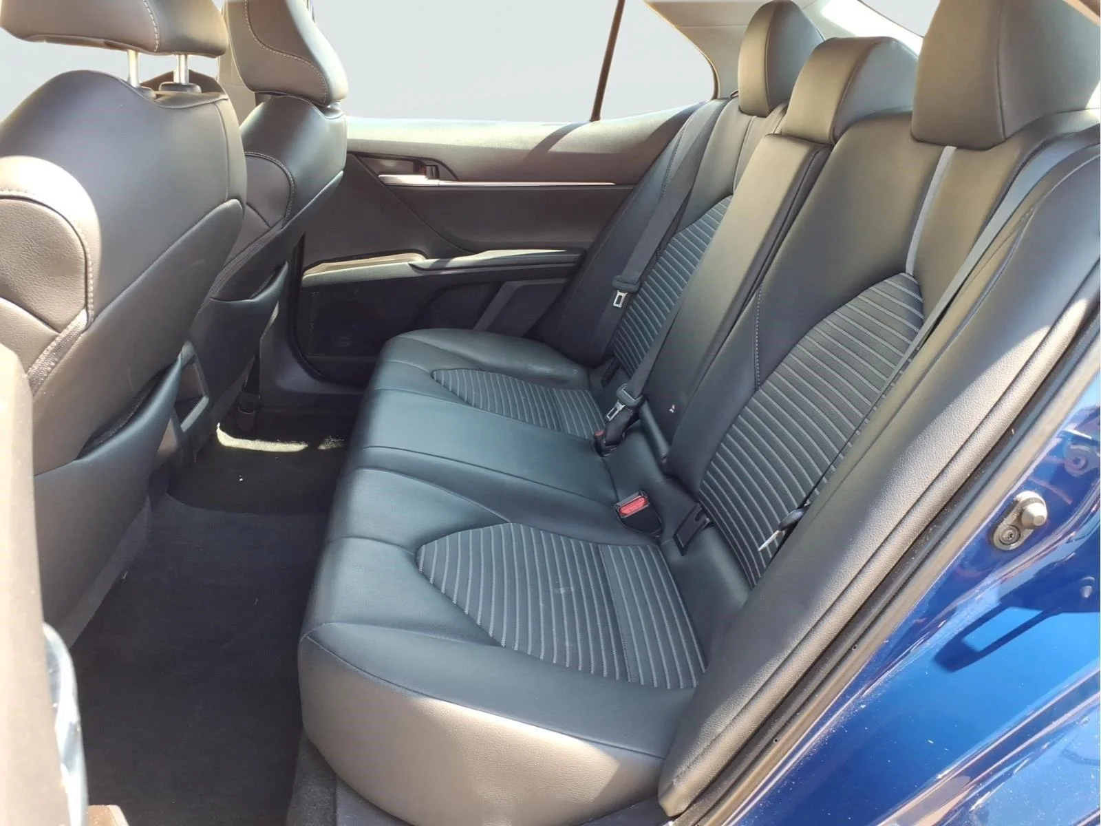 Used 2024 Reservoir Blue TOYOTA SE NIGHTSHADE AUTO image 10