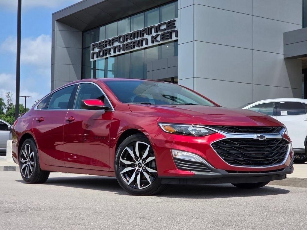 Used 2024 Chevrolet Malibu RS with VIN 1G1ZG5ST8RF204569 for sale in Fort Wright, KY