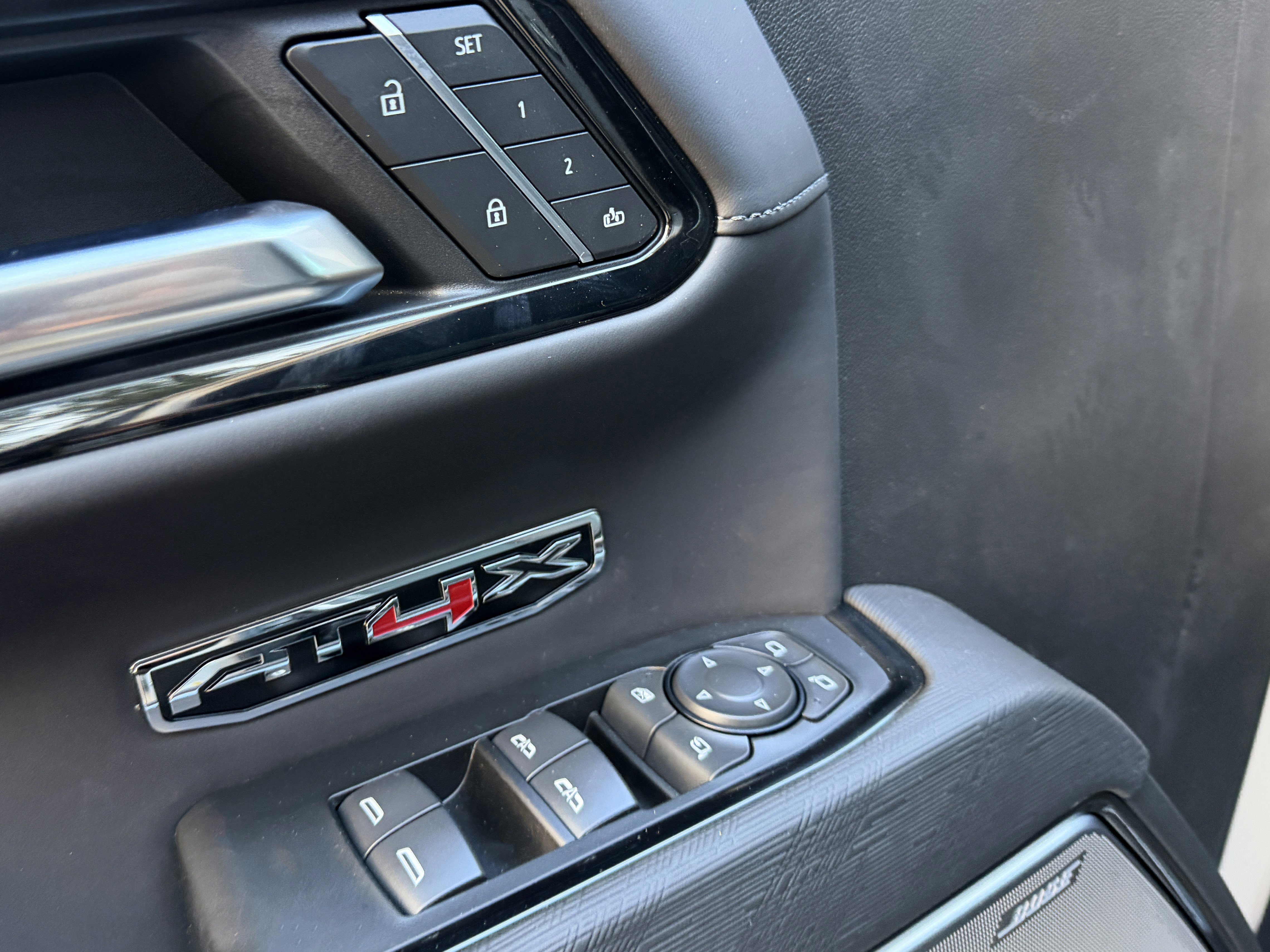 2026 GMC Sierra 1500 AT4X - Photo 12