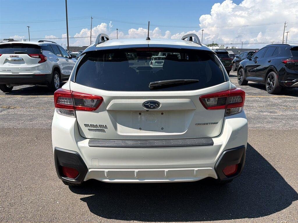 Used 2020 Crystal White Pearl Subaru  image 8