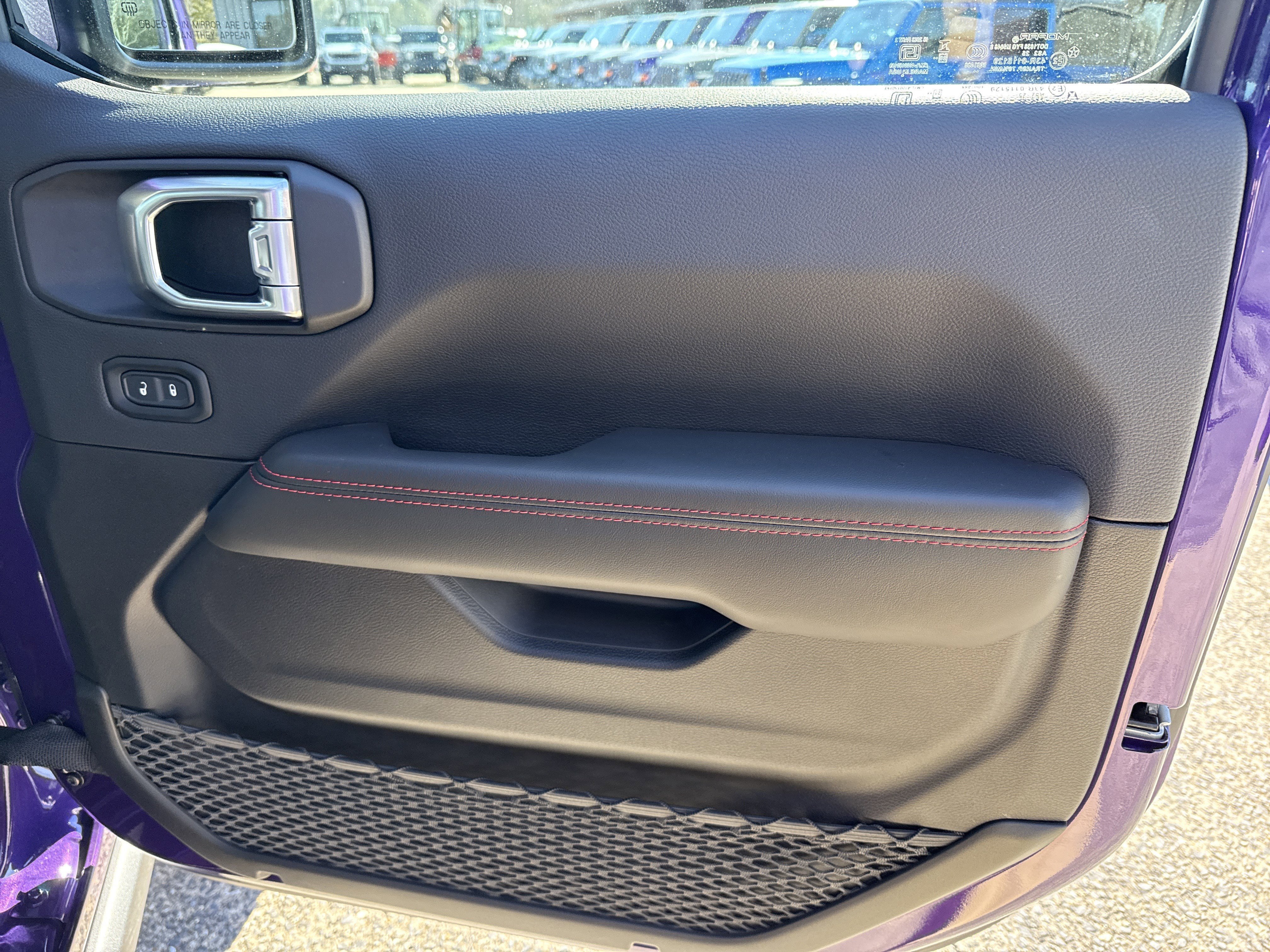 New 2026 Reign Jeep Rubicon X image 17