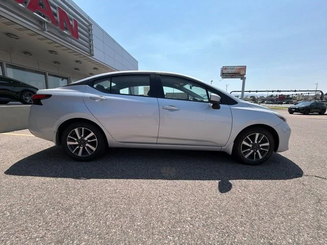 Used 2024 Brilliant Silver Metallic Nissan 1.6 SV image 4