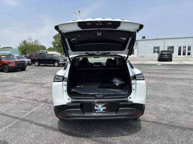 New 2026 Everest White Pearl TriCoat Nissan Platinum image 23