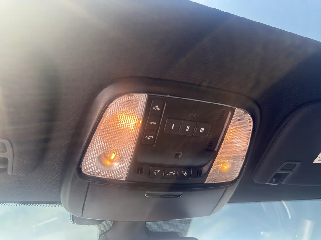 Used 2023 DB Black Clearcoat Dodge R/T Plus image 22