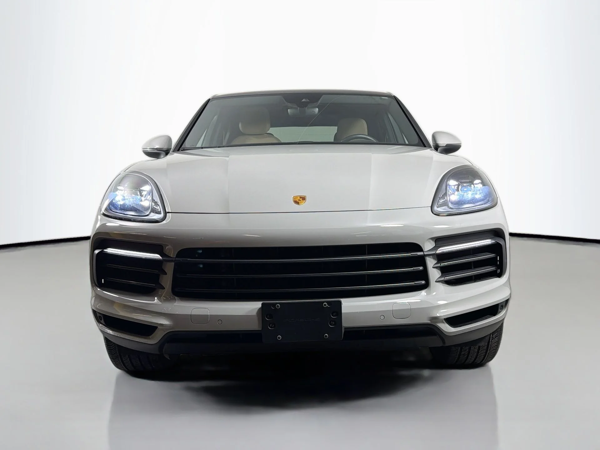 Used 2022  Porsche Platinum Edition image 10