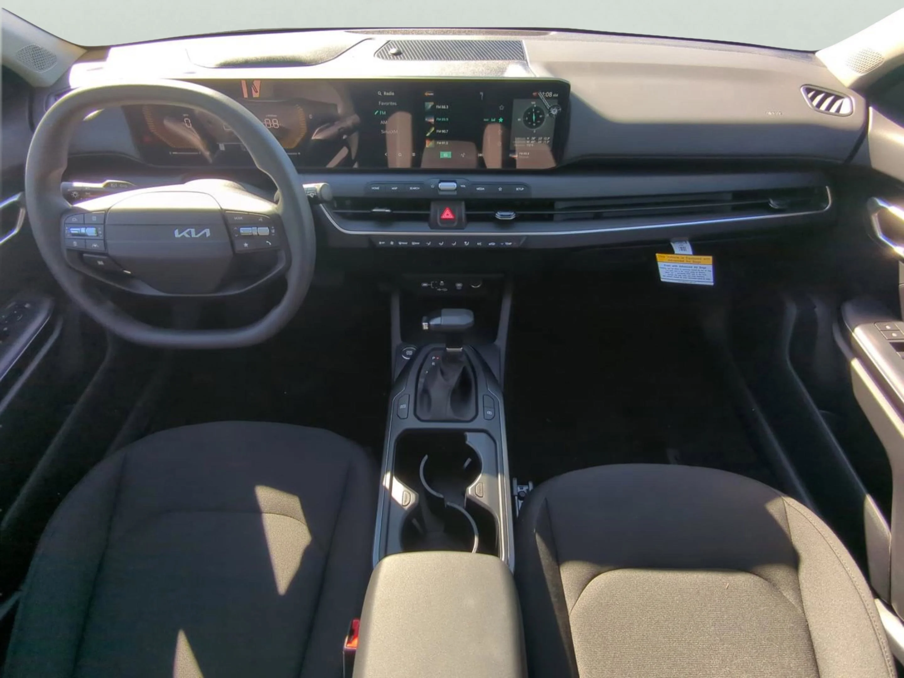 New 2026 Snow White Pearl Kia LXS image 26