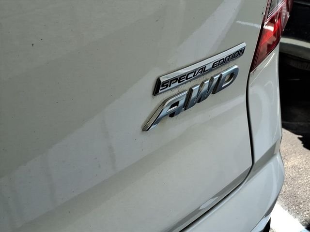 Used 2022 White Honda Special Edition image 13