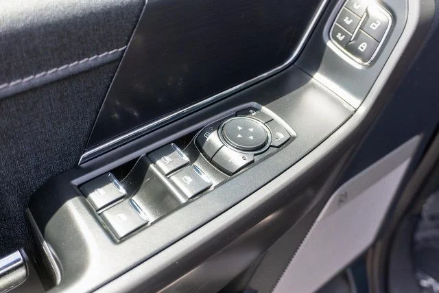 Used 2024 Gray Ford Lariat image 17