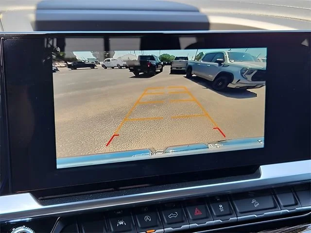 New 2025 Summit White GMC Elevation image 19