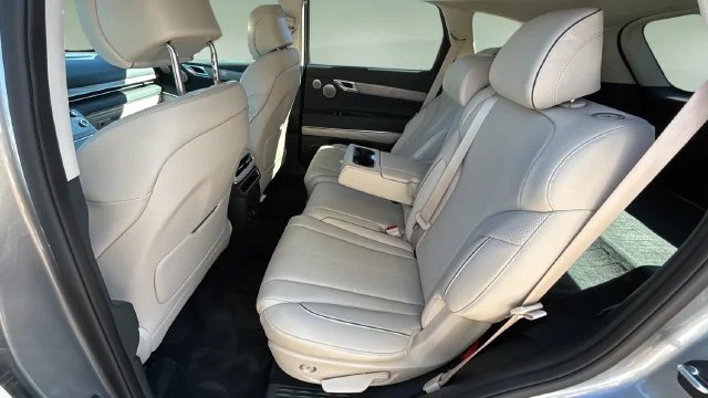 Used 2026 Silver Genesis 2.5T Advanced image 20