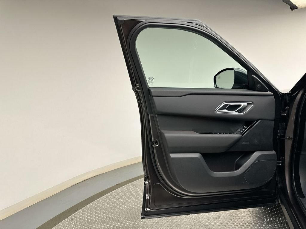 New 2026 Charente Grey Land Rover S image 9