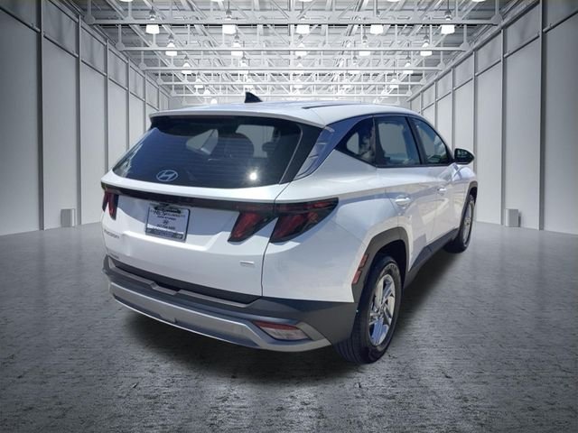 2025 Hyundai Tucson SE - Photo 6