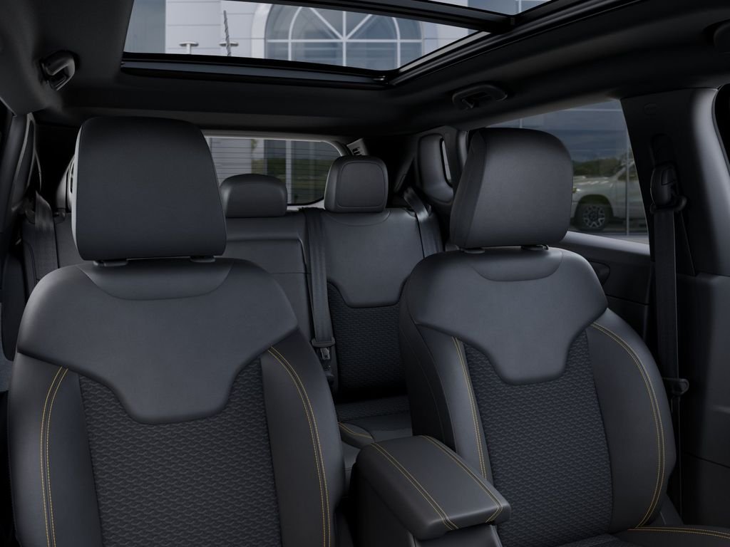 New 2026 Diamond Black Crystal Pearlcoat Jeep 85th Anniversary image 26