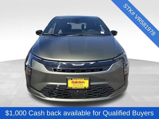 New 2027 Olive Green Pearl-Coat Exterior Paint Chrysler Limited image 2