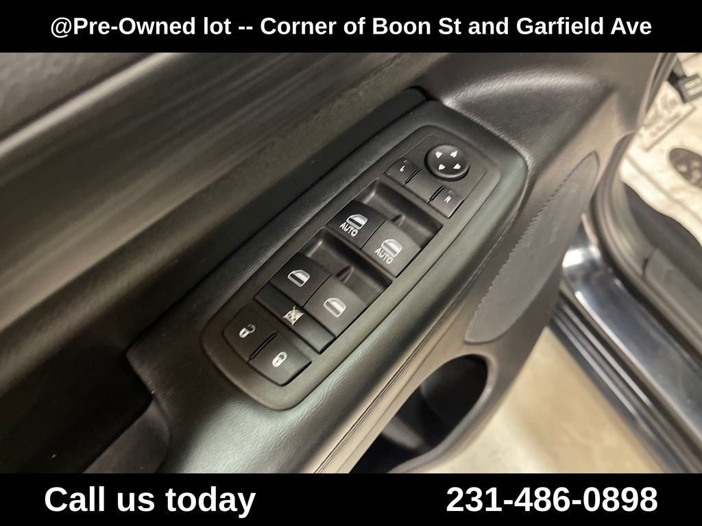 Used 2021 Black Jeep Laredo X image 16