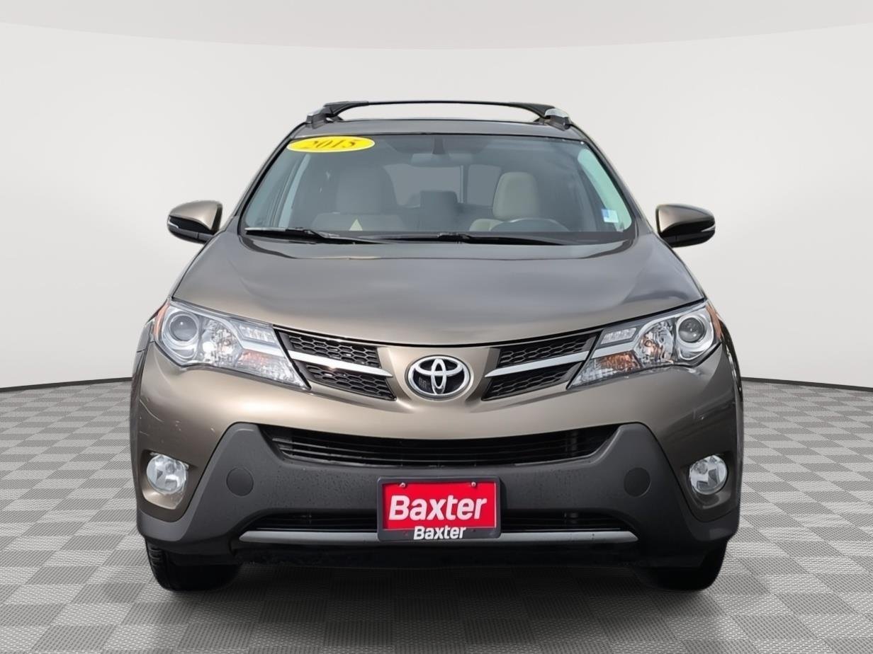 Used 2015 Pyrite Mica Toyota XLE image 15