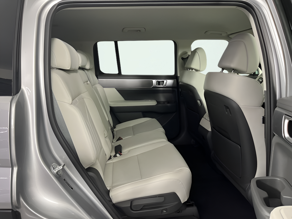 2026 Hyundai Santa Fe SEL - Photo 11