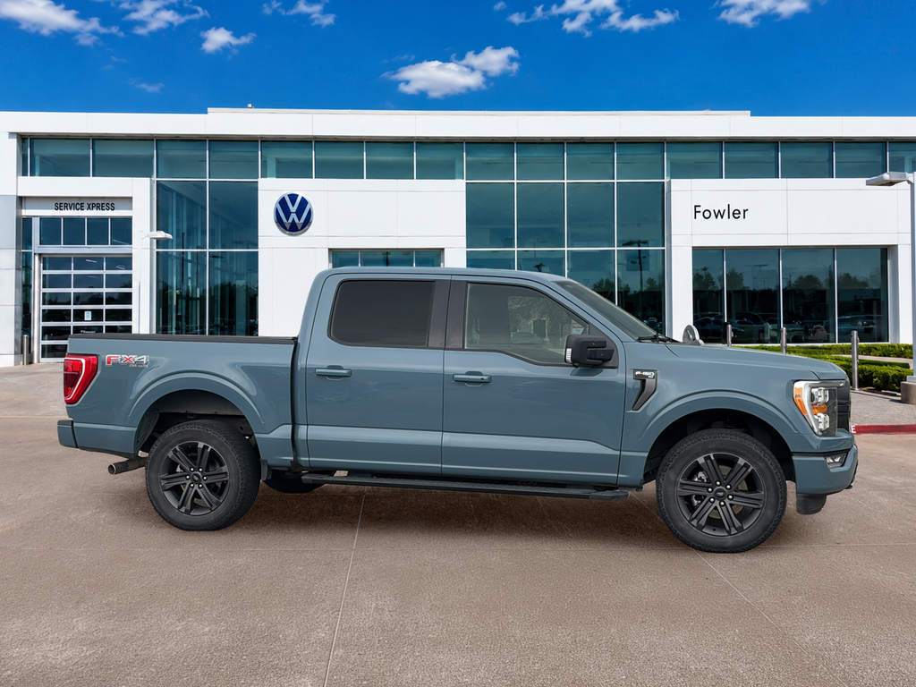 Used 2023 Blue Ford XLT image 4