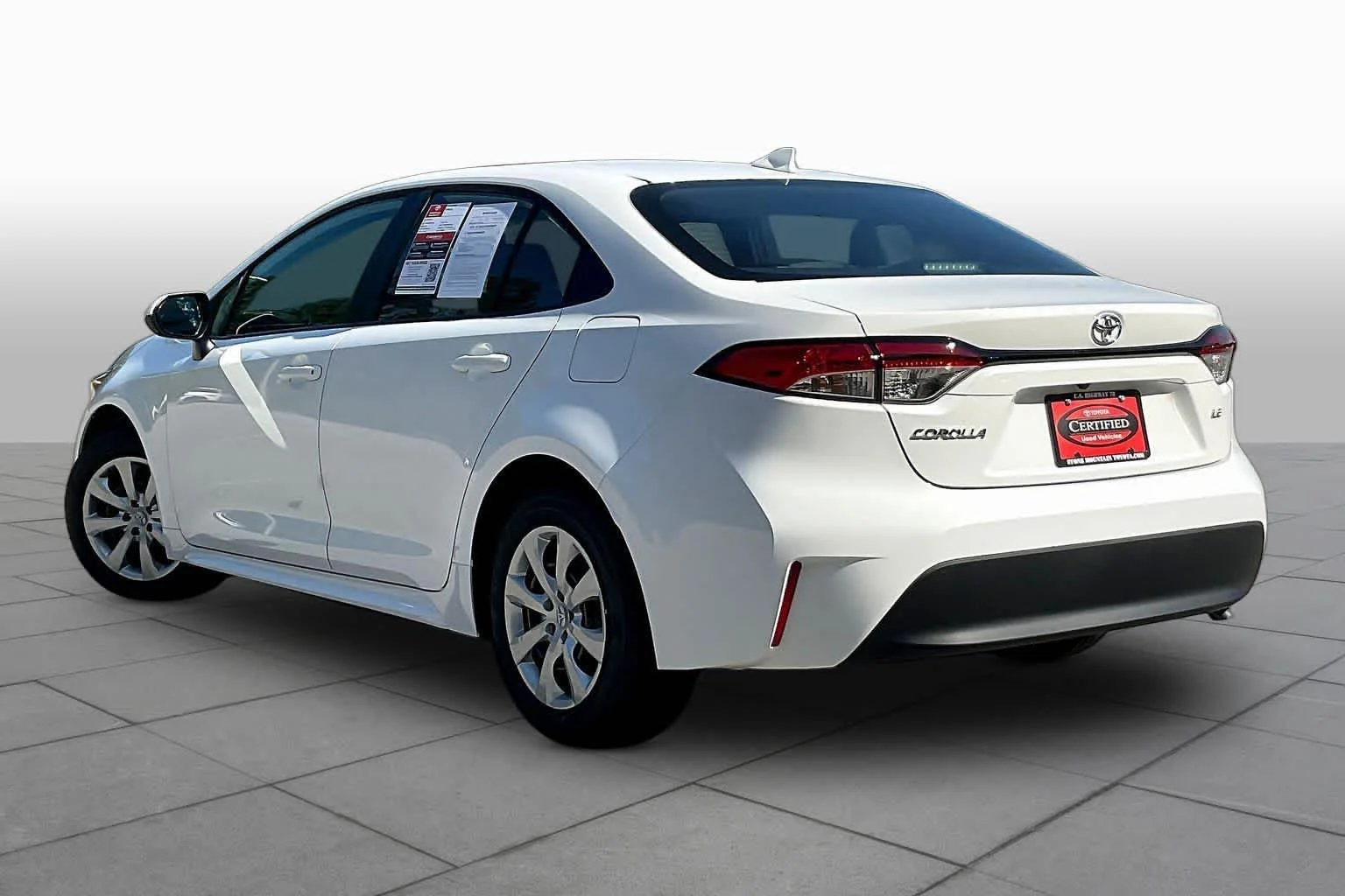 Used 2026 Ice Cap Toyota LE image 12