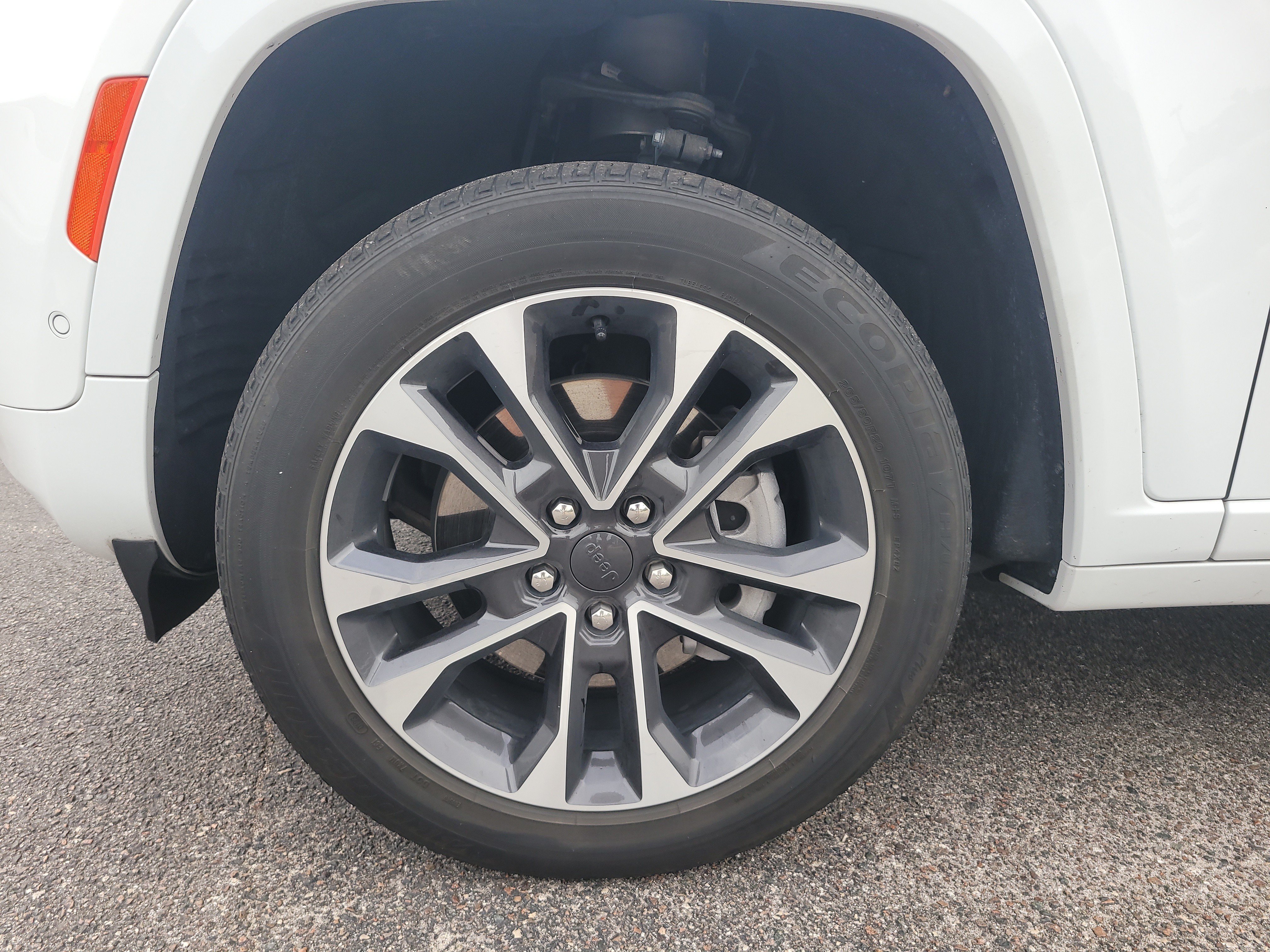 Used 2023 Bright White Clearcoat Jeep Overland image 9