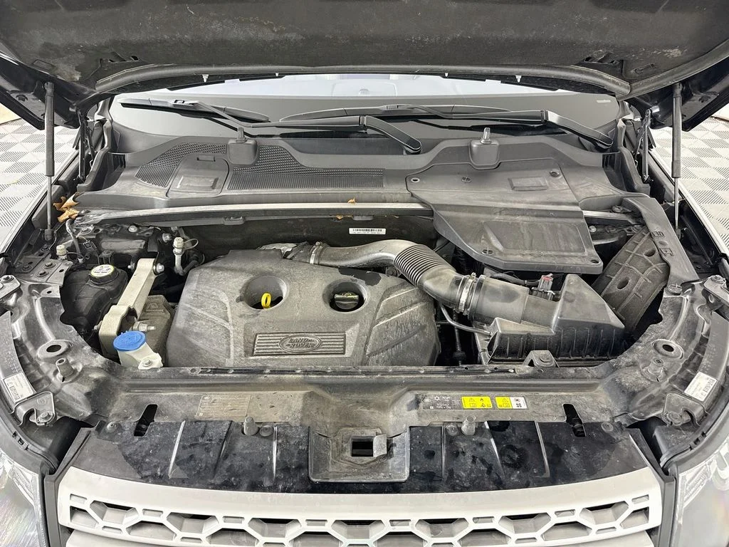 Used 2017 Black Land Rover HSE image 32