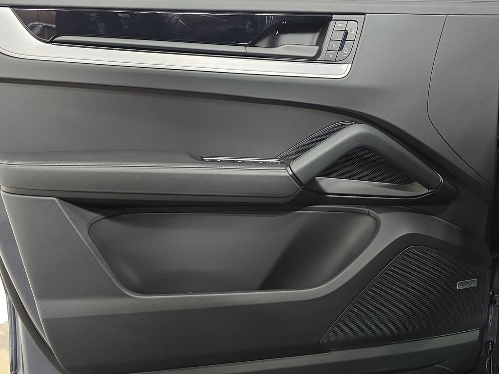 New 2026 Vanadium Grey Metallic Porsche S image 22