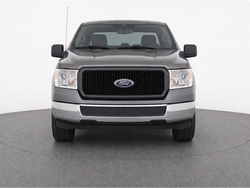 Used 2005 Gray Ford XLT image 2