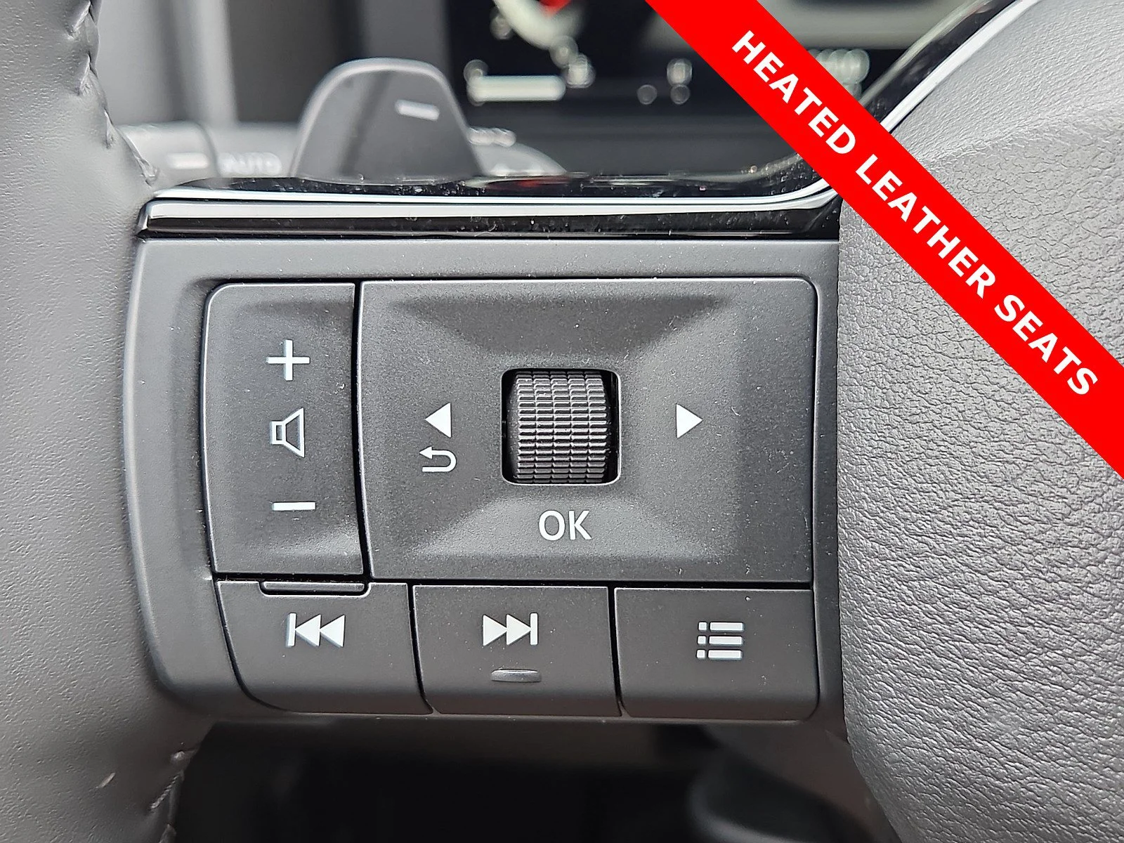 Used 2025 Super Black Nissan SL image 21