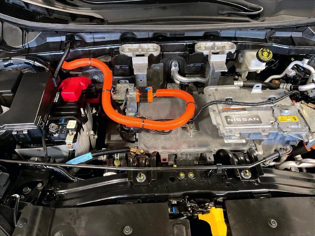 Certified Used 2023 Gray Nissan ENGAGE e-4ORCE image 29