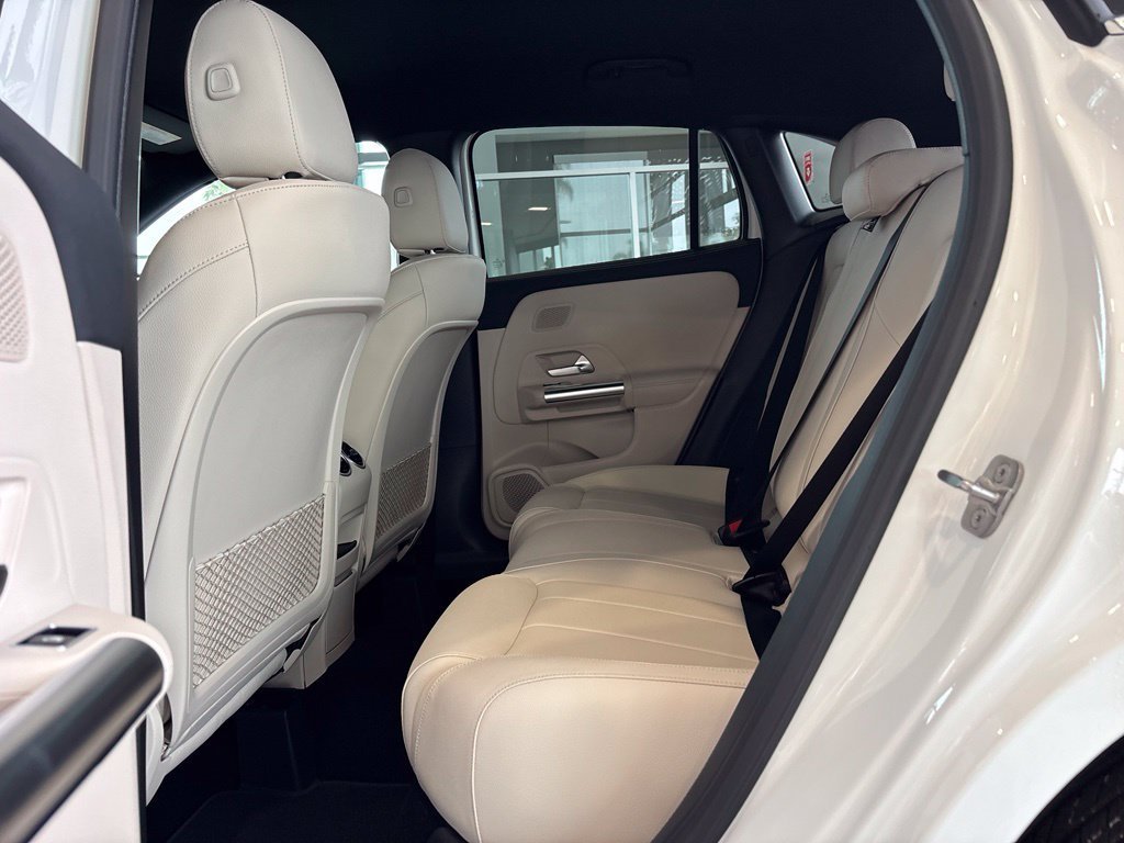 New 2026 Polar White Mercedes-Benz GLA 250 image 58