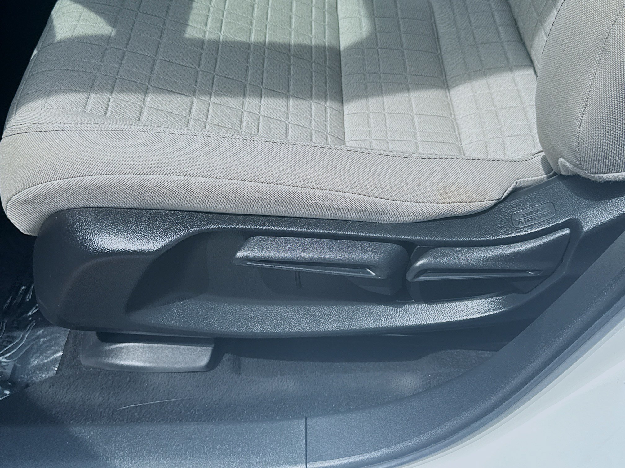 2025 Honda HR-V LX - Photo 17