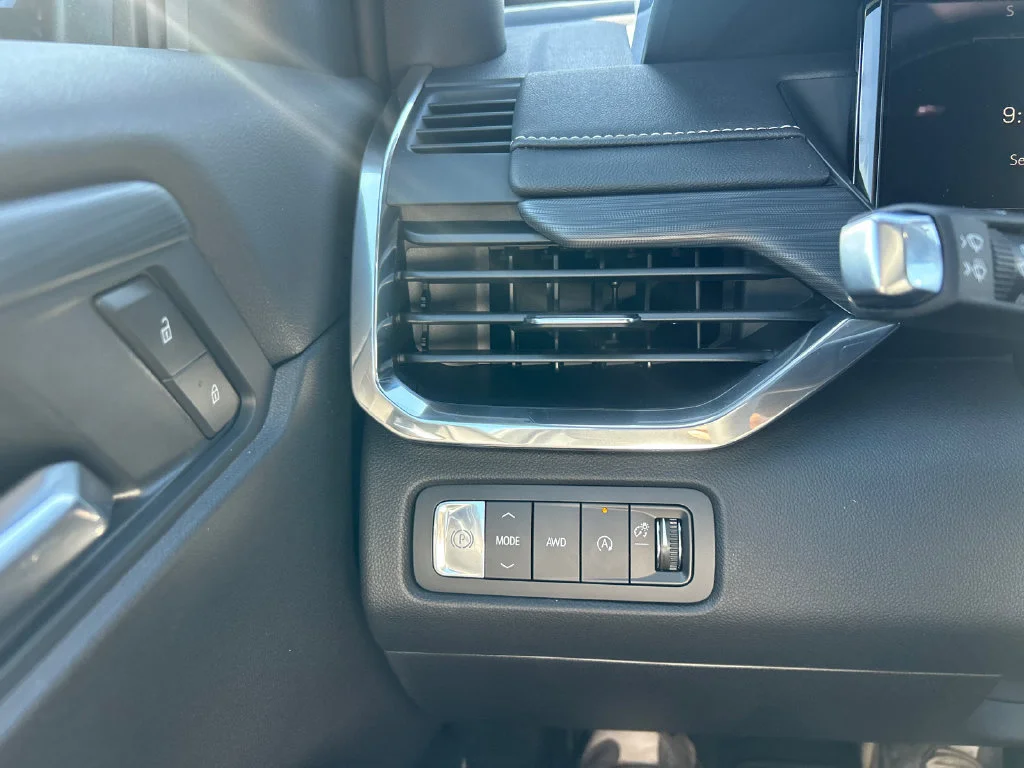 2026 GMC Acadia Elevation - Photo 20