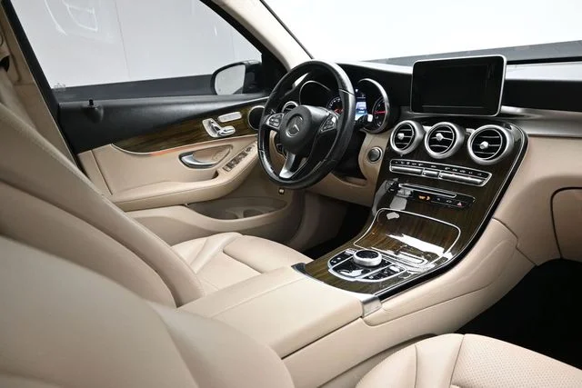Used 2019 Black Mercedes-Benz GLC 300 image 16