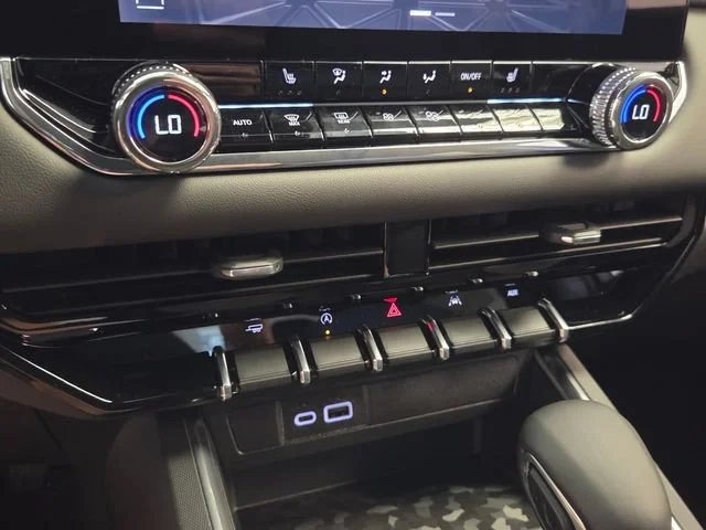 New 2026 Onyx Black GMC Elevation image 23
