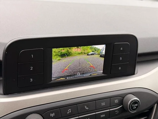 Used 2022 White Ford S image 30