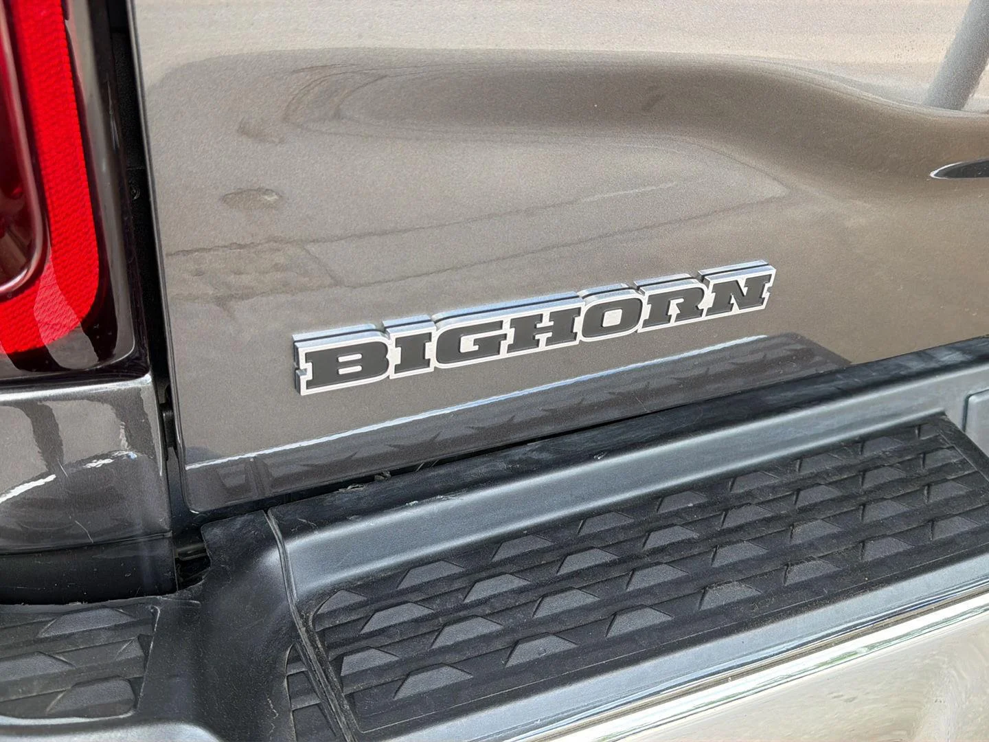 Used 2025 Granite Crystal Metallic Clearcoat Ram Big Horn image 8