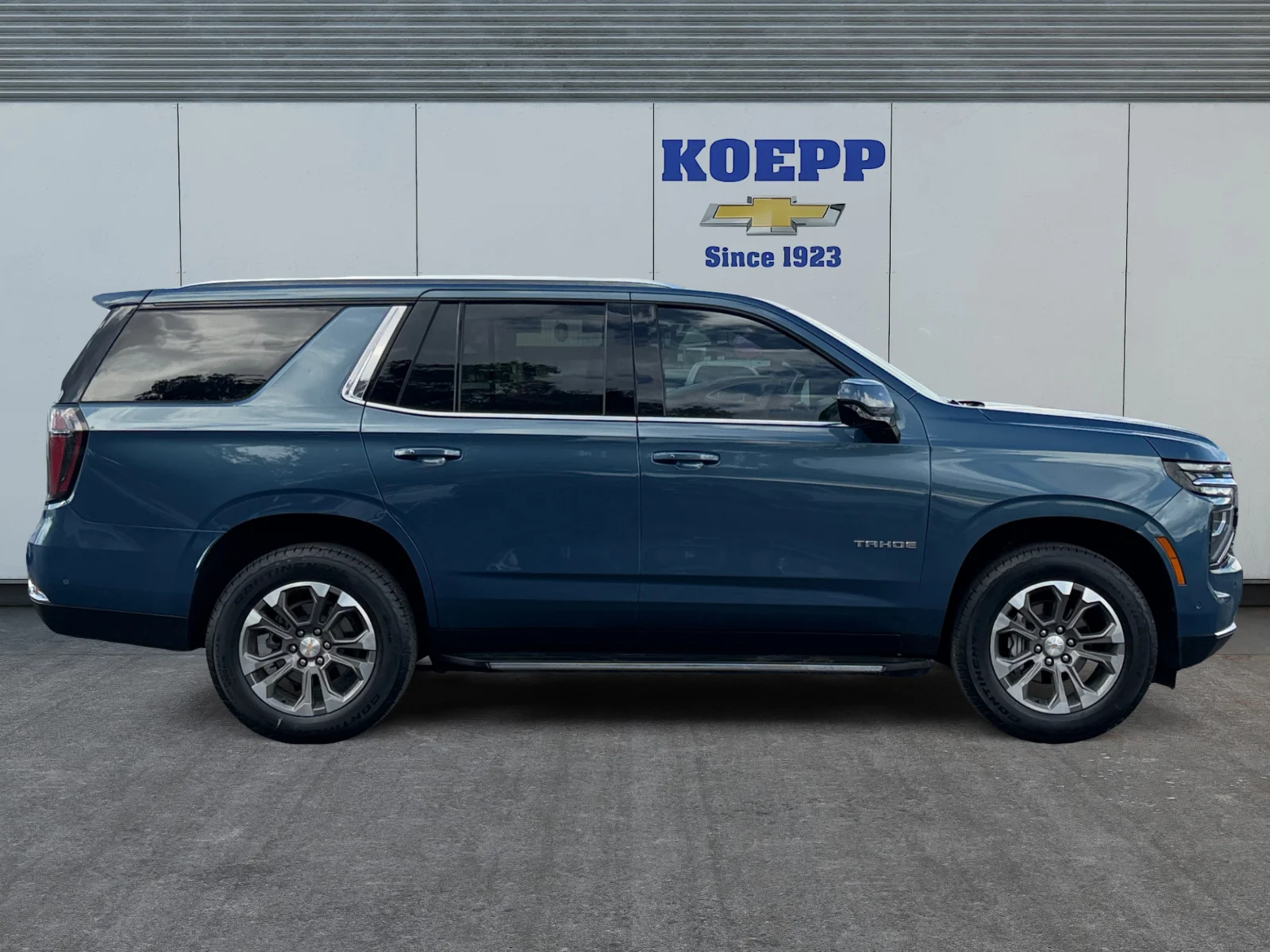 Used 2025 Lakeshore Blue Metallic Chevrolet LS image 6