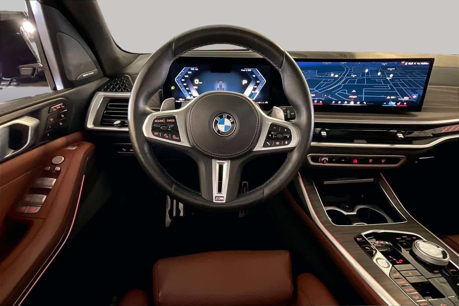 2025 BMW X7 5
