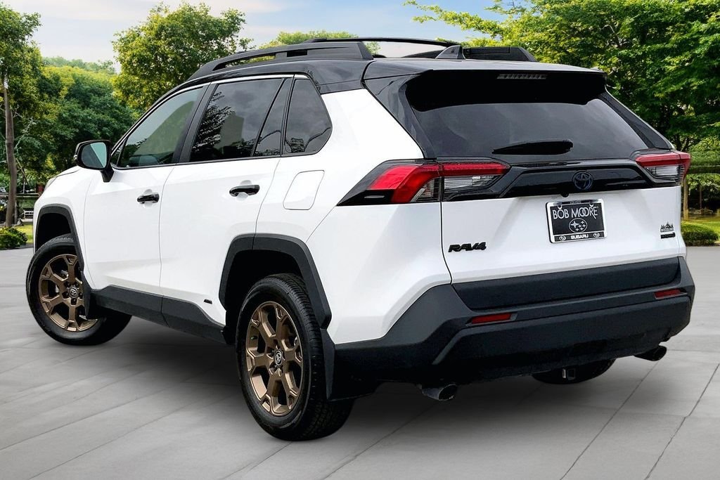 Used 2024 White Toyota Woodland Edition image 4