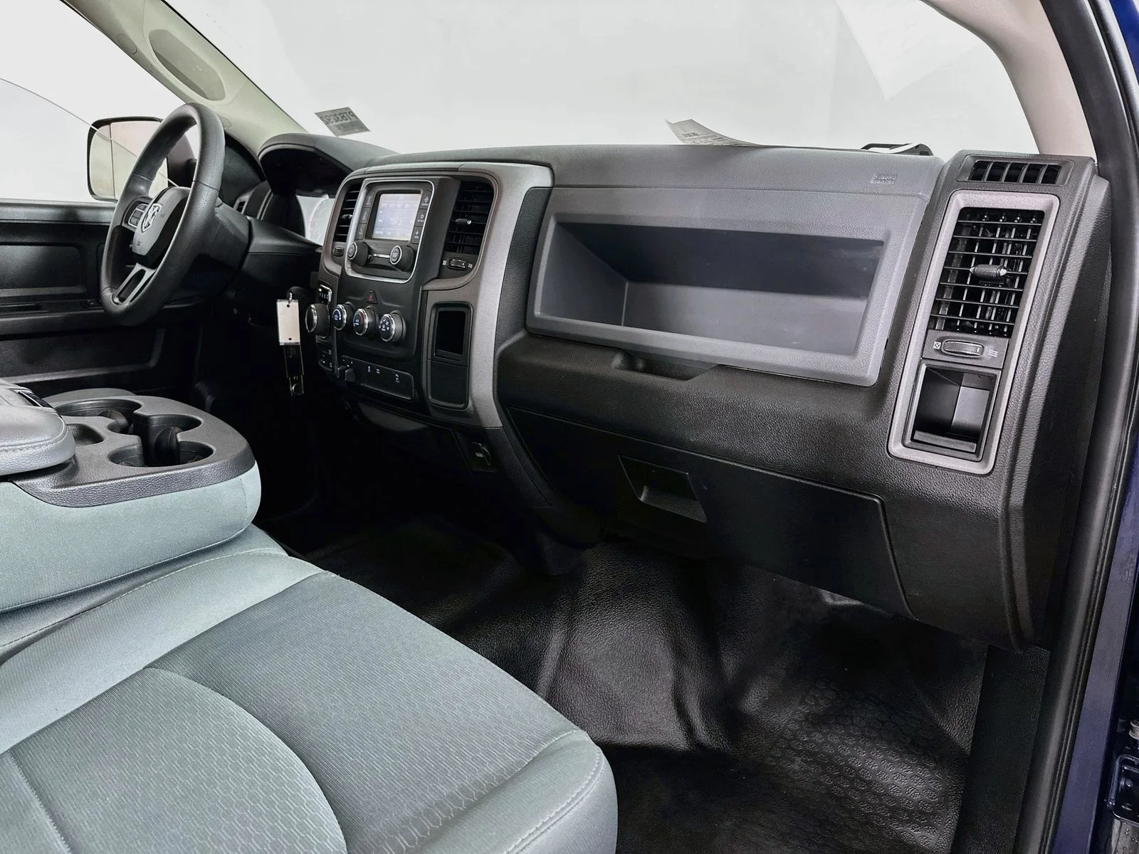 Used 2019 True Blue Pearlcoat Ram Tradesman image 27