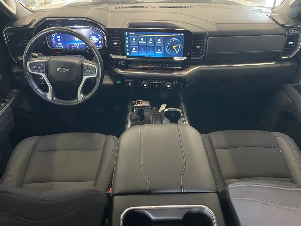 Used 2023 White Chevrolet LT Trail Boss image 11