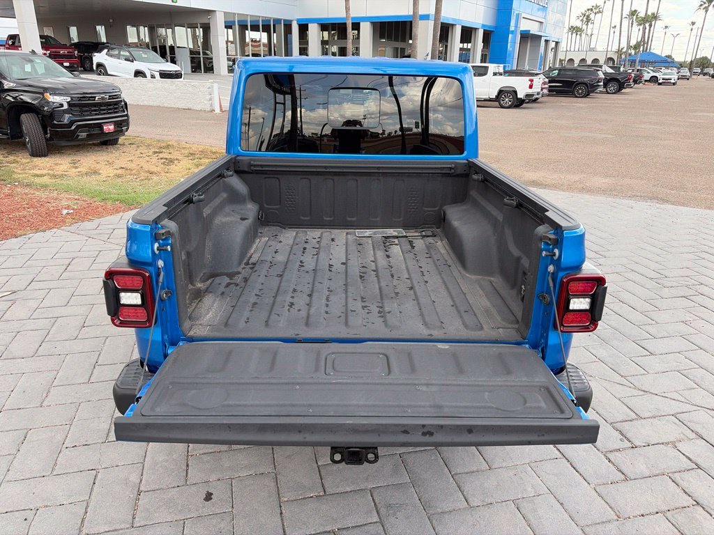 Used 2023 Blue Jeep Rubicon image 6