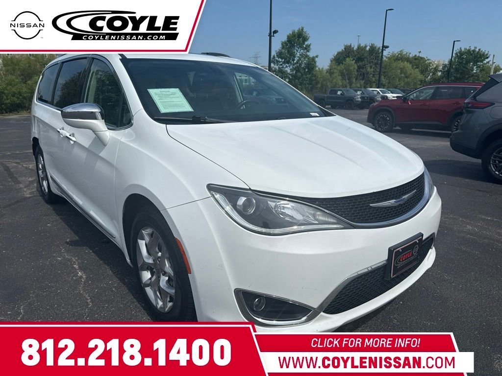 Used 2019 White Chrysler Limited image 1