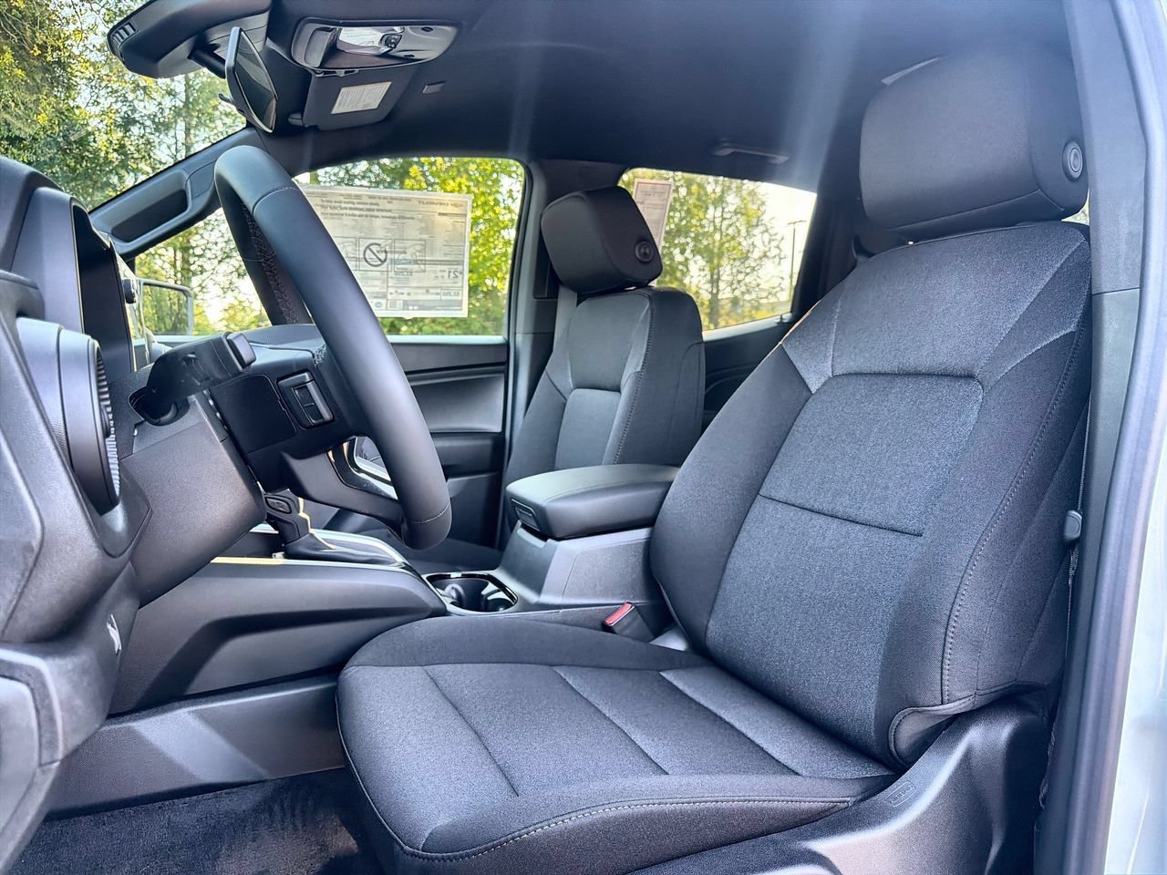 2026 Chevrolet Colorado Work Truck - Photo 16